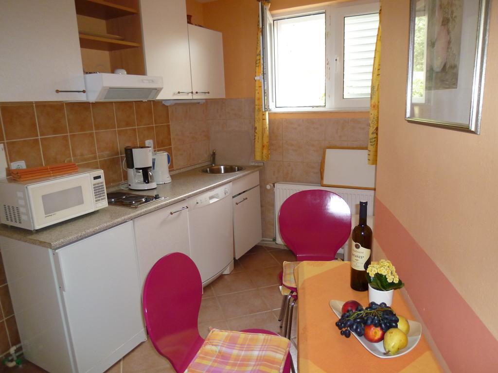 Apartments Helena Orebić Eksteriør bilde